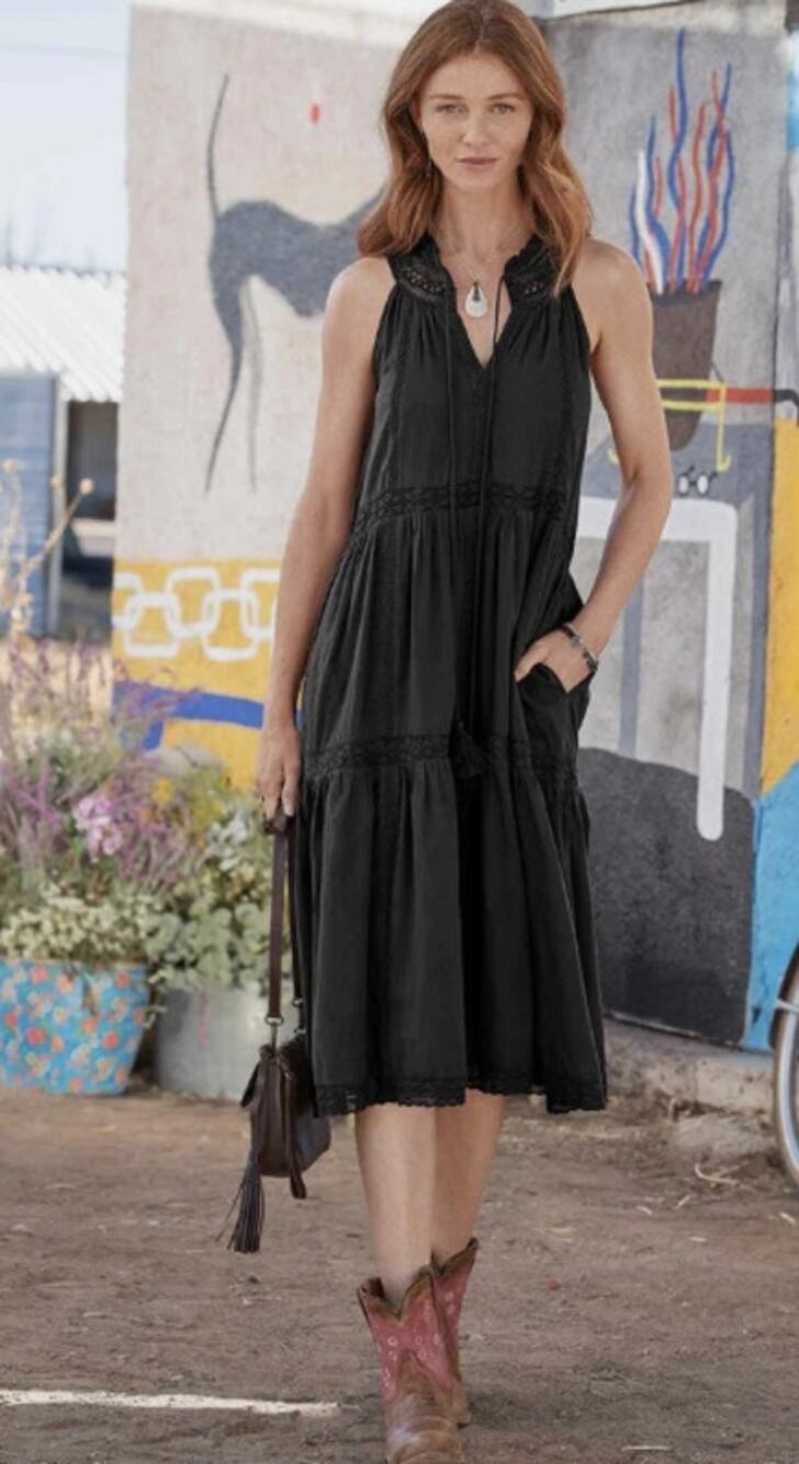 Sundance Dress Alair Midi Tiered Tassle XS Crochet Black 100% Cotton